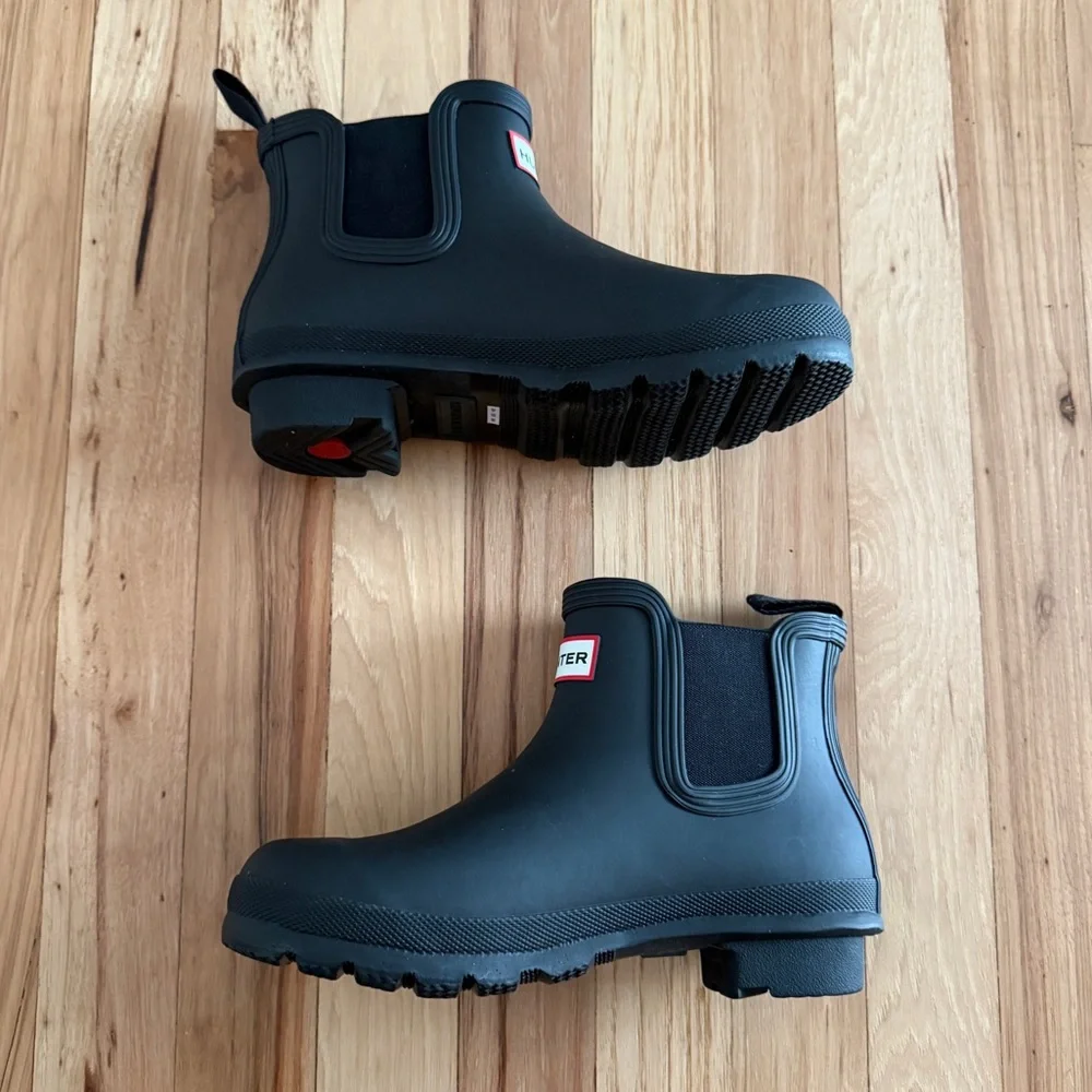 Hunter Original Insulated Fleece Chelsea Ankle Waterproof Rain Boots - Picture 2 of 9